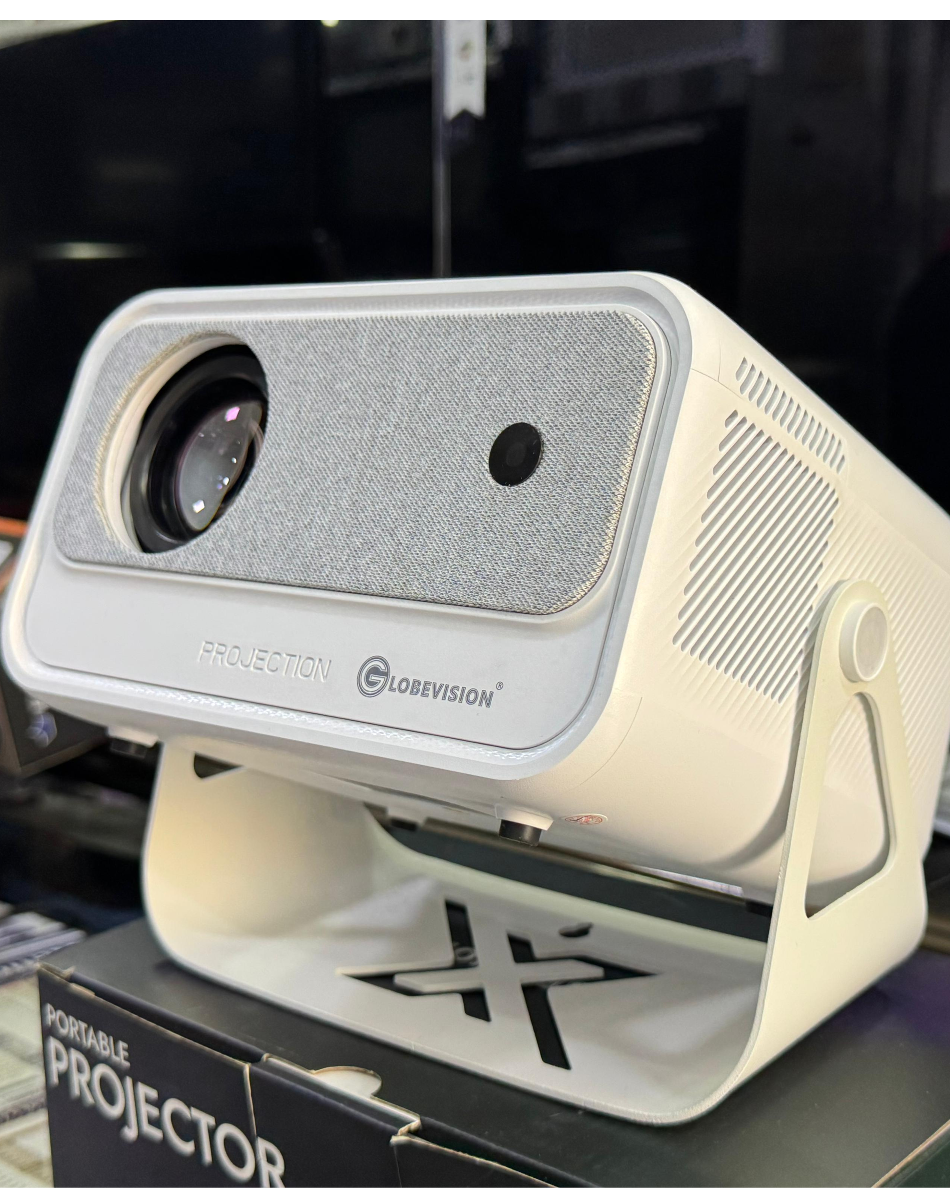 Projecteur PRJ600 — vue principale